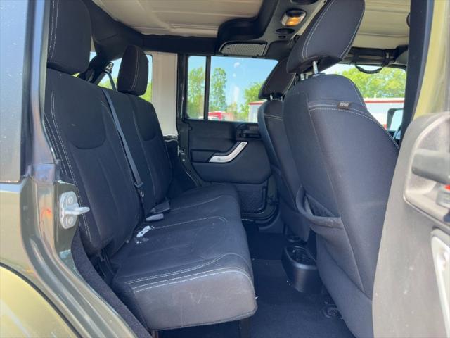 used 2015 Jeep Wrangler Unlimited car, priced at $14,900