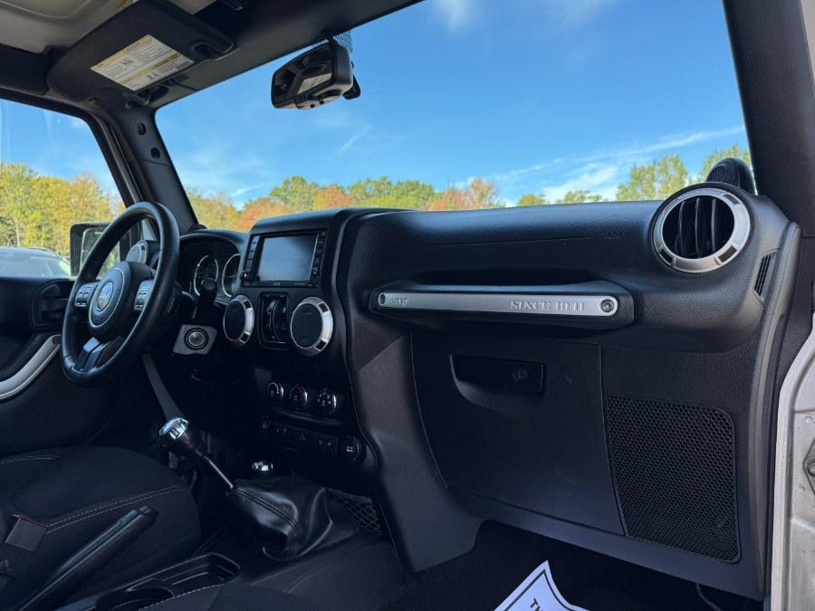 used 2014 Jeep Wrangler Unlimited car, priced at $9,900