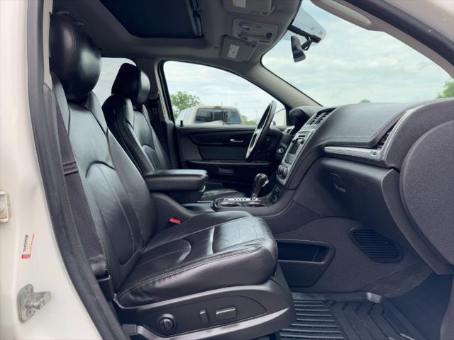 used 2015 GMC Acadia car, priced at $5,900