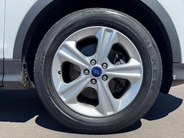 used 2015 Ford Escape car, priced at $3,900