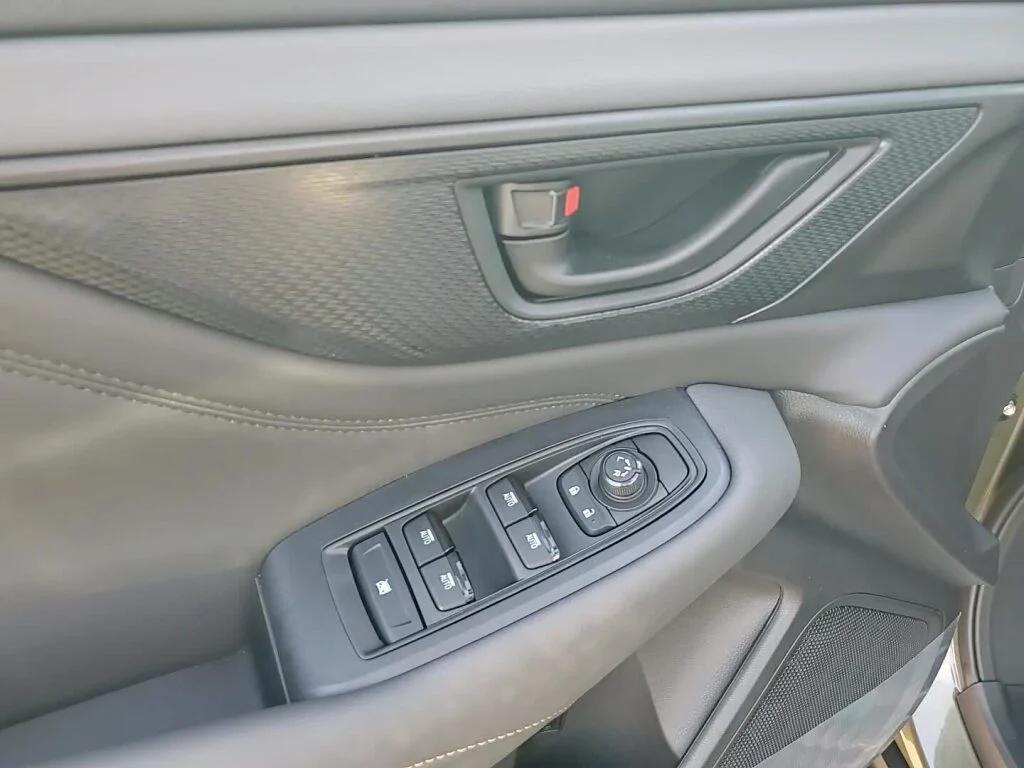 new 2025 Subaru Outback car, priced at $43,001