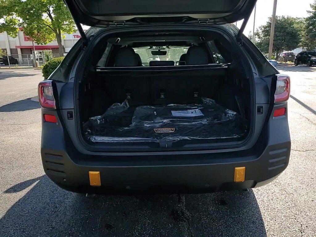 new 2025 Subaru Outback car, priced at $43,001