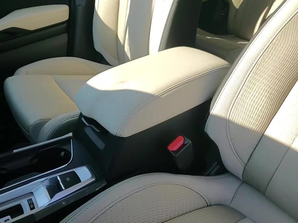 new 2025 Subaru Ascent car, priced at $40,317
