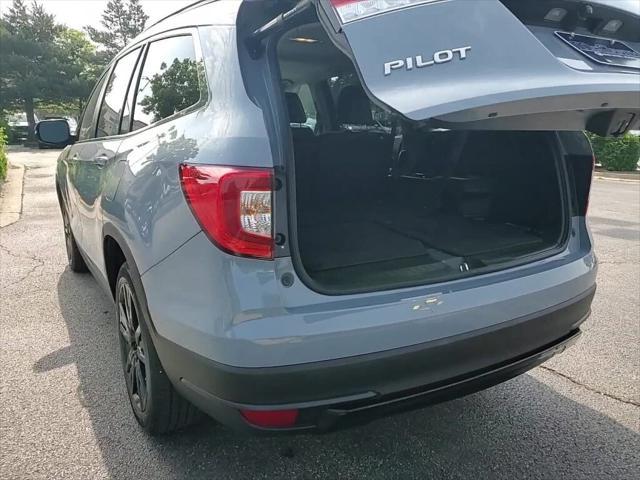 used 2022 Honda Pilot car, priced at $33,385