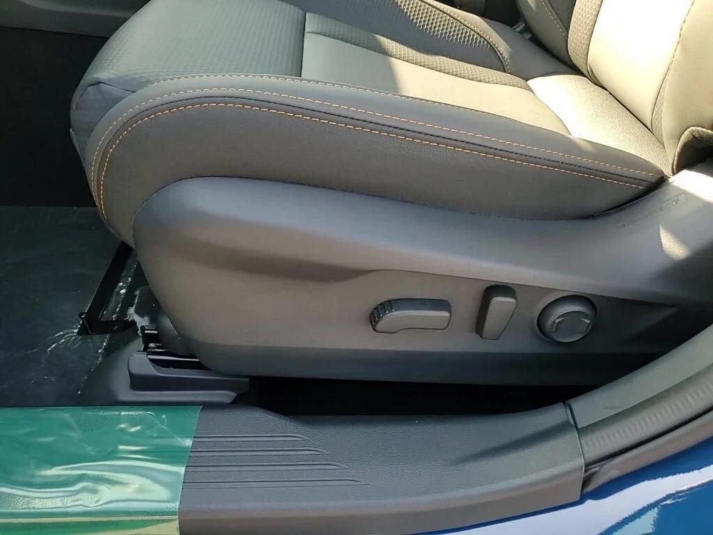 new 2025 Subaru Outback car, priced at $43,001