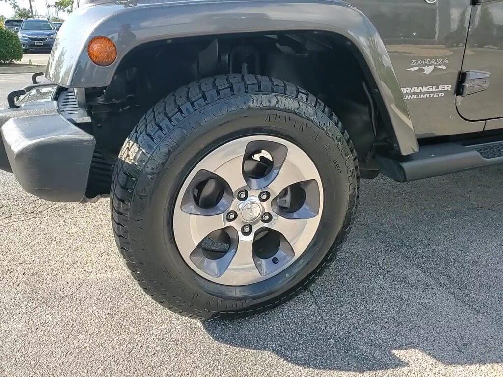 used 2016 Jeep Wrangler Unlimited car, priced at $20,484