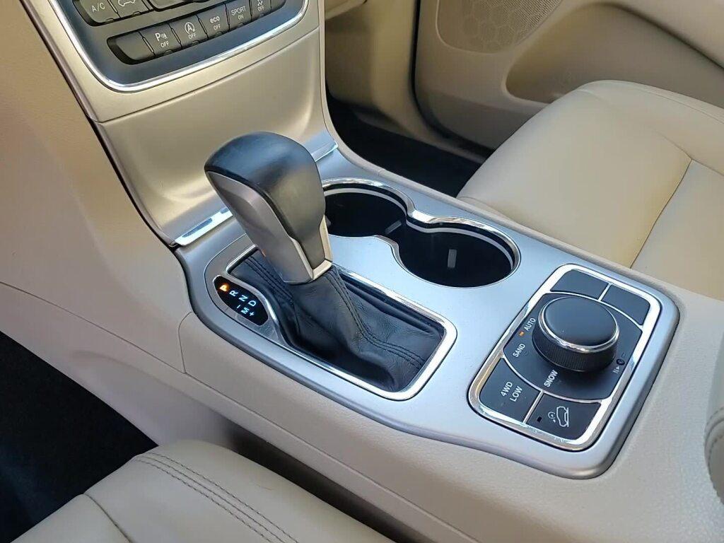 used 2018 Jeep Grand Cherokee car, priced at $17,400