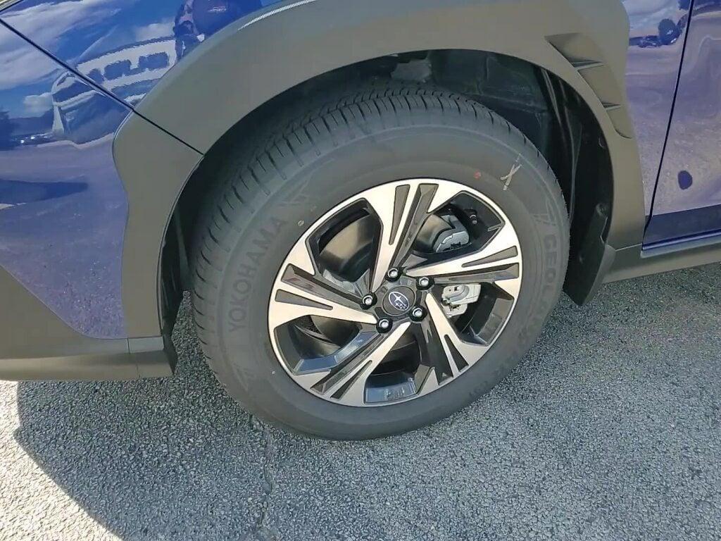 new 2025 Subaru Crosstrek car, priced at $30,318