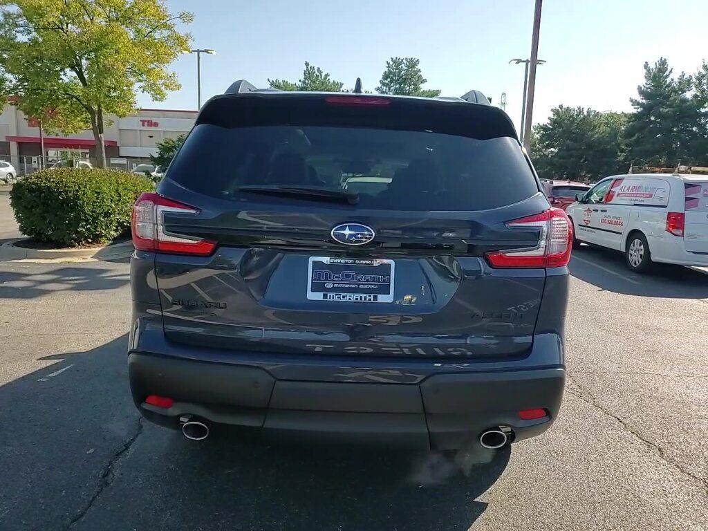new 2025 Subaru Ascent car, priced at $44,107