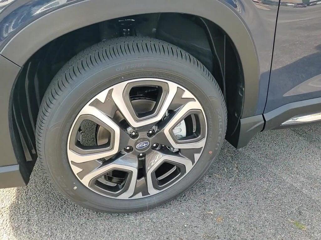 new 2025 Subaru Ascent car, priced at $47,812