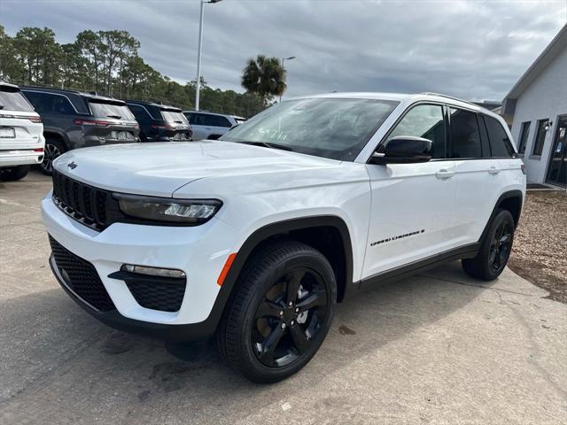 new 2025 Jeep Grand Cherokee car, priced at $50,420