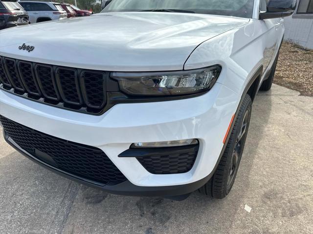 new 2025 Jeep Grand Cherokee car, priced at $50,420