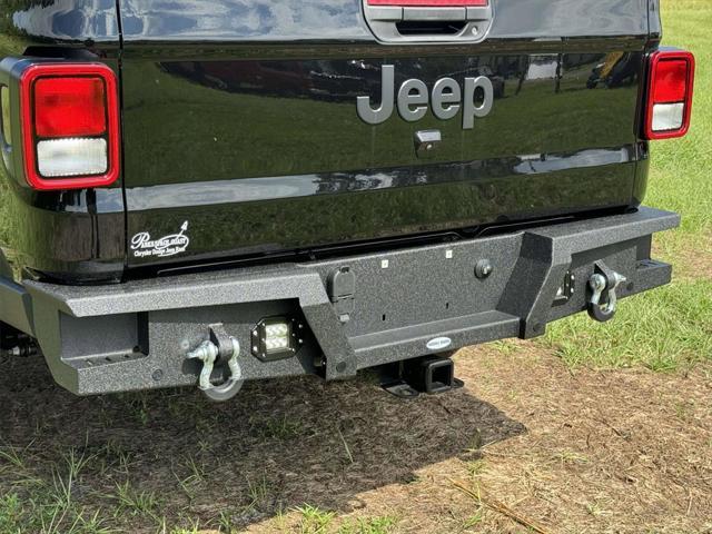 new 2024 Jeep Gladiator car, priced at $52,550