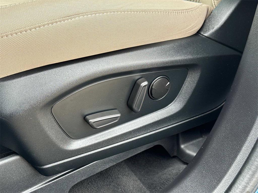 used 2022 Ford Explorer car, priced at $28,444