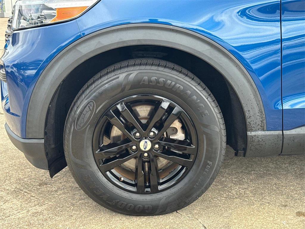 used 2022 Ford Explorer car, priced at $28,444