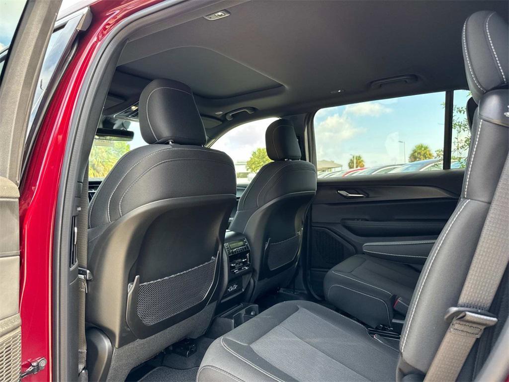 new 2025 Jeep Grand Cherokee L car, priced at $45,120