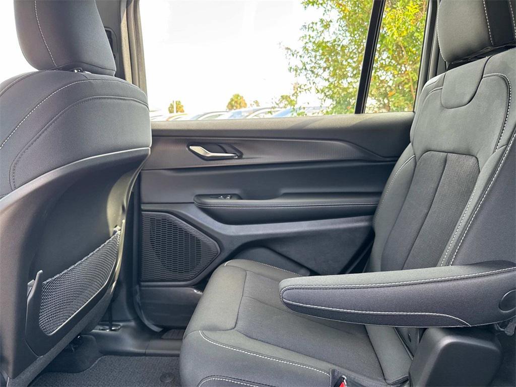 new 2025 Jeep Grand Cherokee L car, priced at $45,120