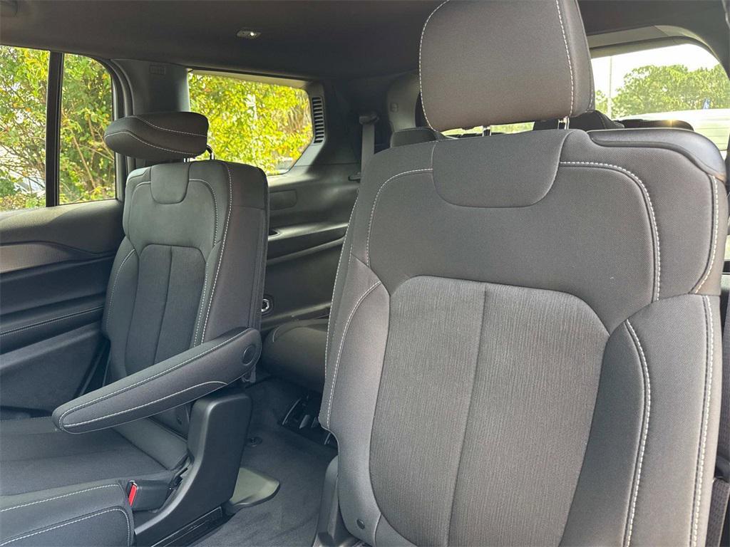 new 2025 Jeep Grand Cherokee L car, priced at $45,120