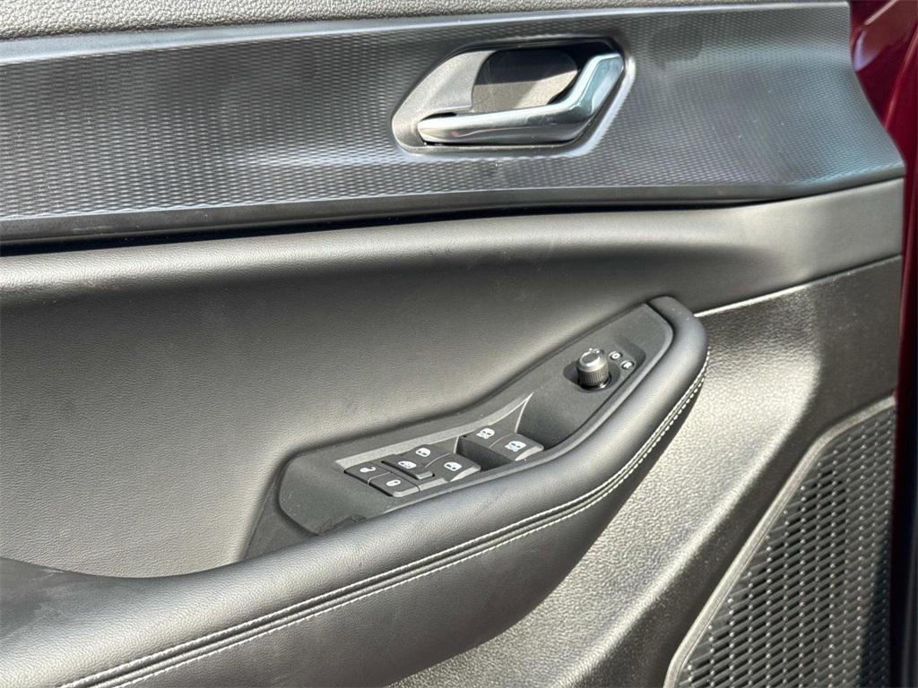 new 2025 Jeep Grand Cherokee L car, priced at $45,120