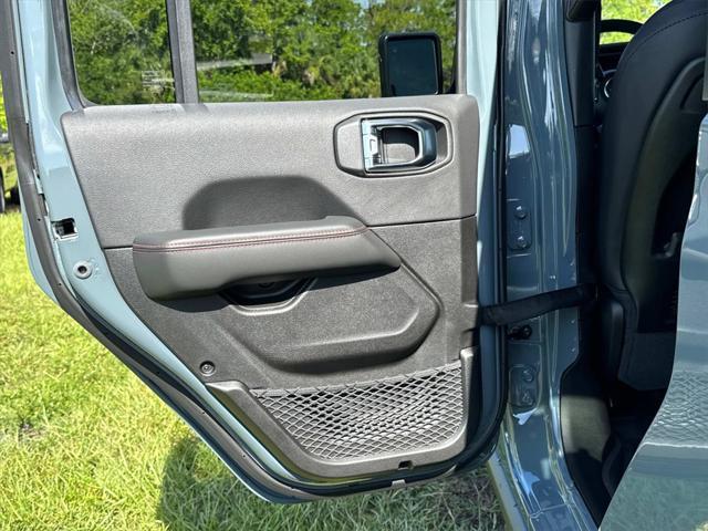 new 2025 Jeep Gladiator car, priced at $64,780