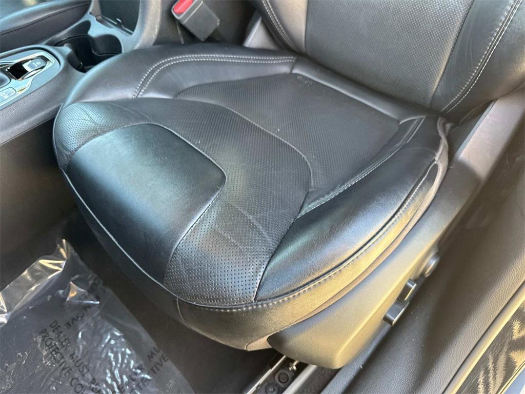 used 2022 Jeep Cherokee car, priced at $22,444