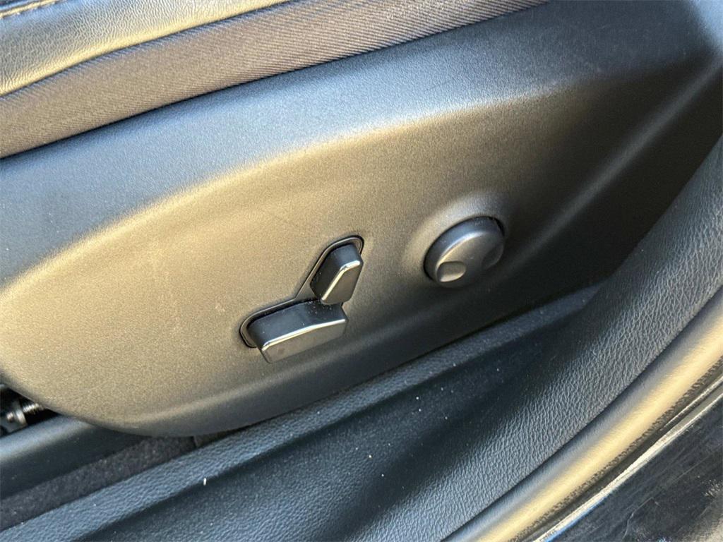 used 2022 Jeep Cherokee car, priced at $22,444