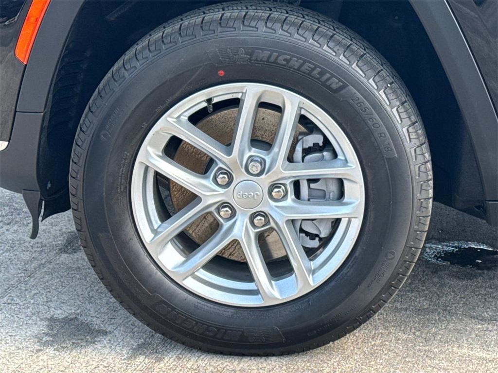 new 2025 Jeep Grand Cherokee L car, priced at $44,420