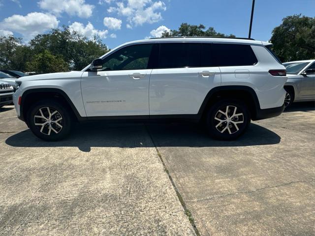 new 2024 Jeep Grand Cherokee L car, priced at $52,695