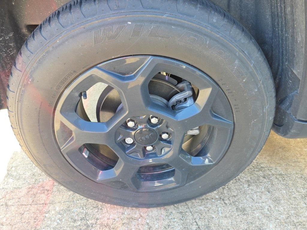 used 2023 Jeep Compass car, priced at $23,444