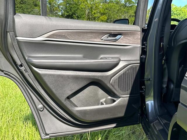new 2025 Jeep Grand Cherokee L car, priced at $50,490