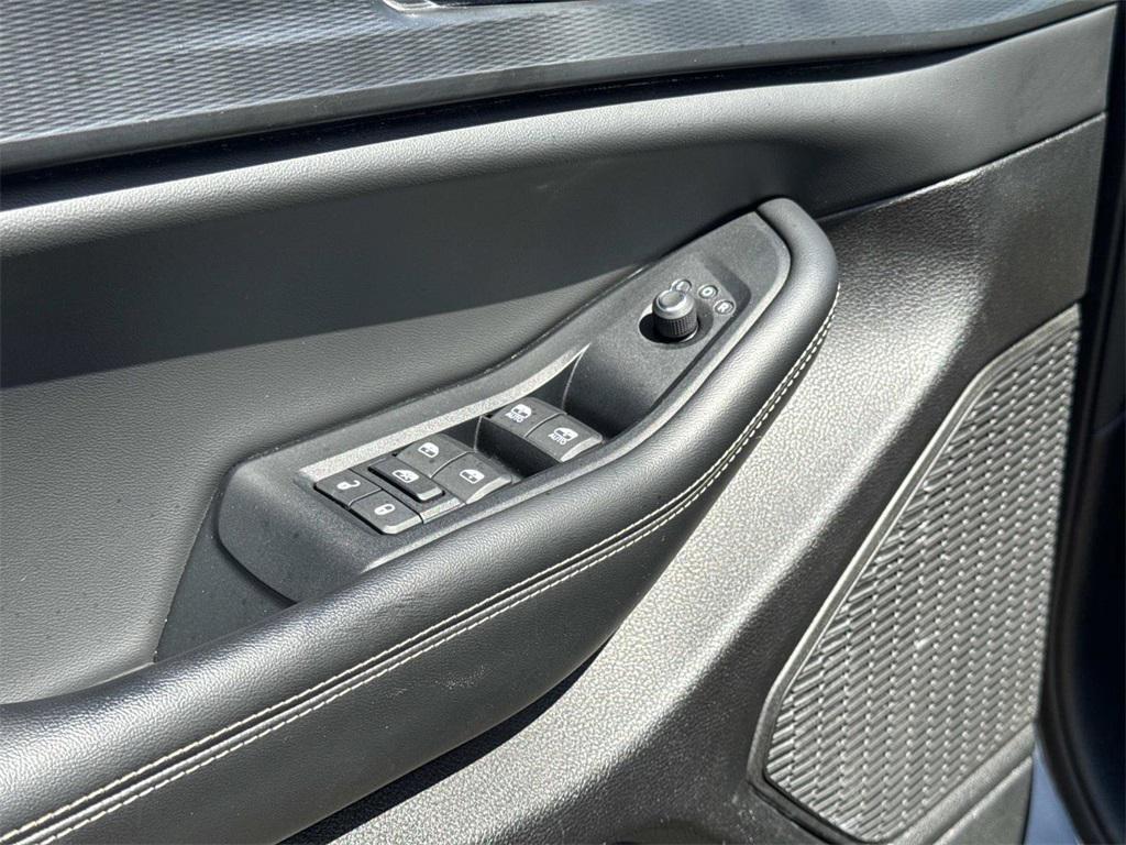 used 2024 Jeep Grand Cherokee L car, priced at $31,444