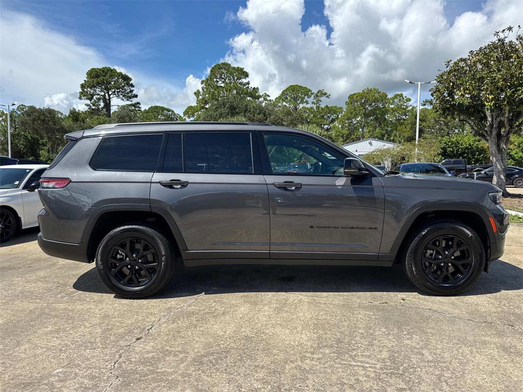 used 2024 Jeep Grand Cherokee L car, priced at $31,444
