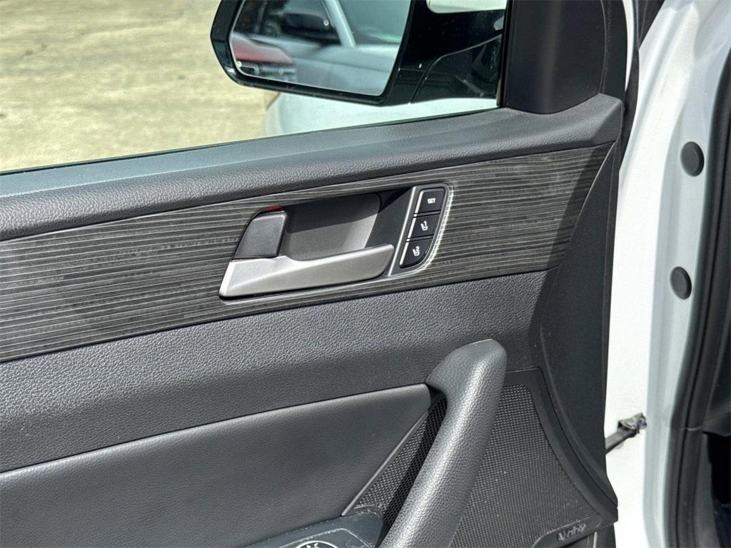 used 2019 Hyundai Sonata car, priced at $17,444