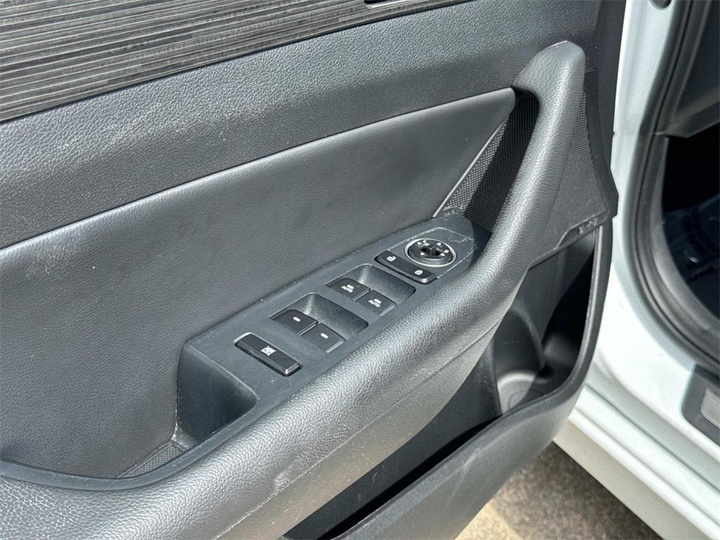 used 2019 Hyundai Sonata car, priced at $17,444
