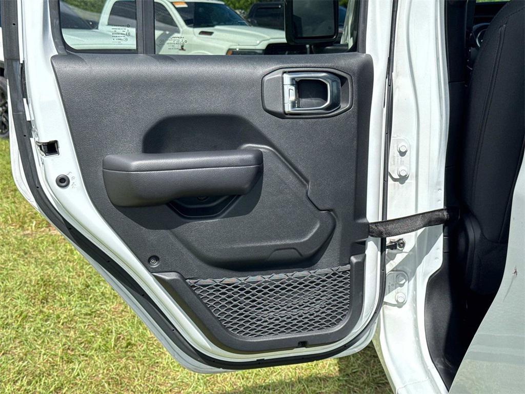 used 2020 Jeep Gladiator car, priced at $28,444