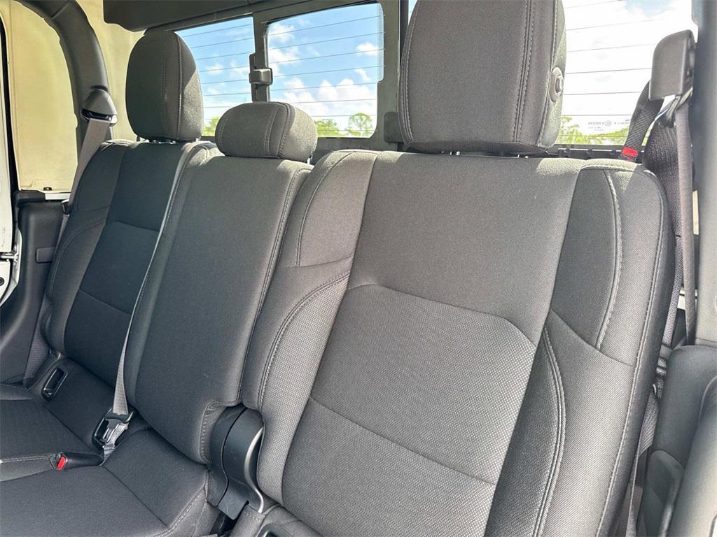 used 2020 Jeep Gladiator car, priced at $28,444