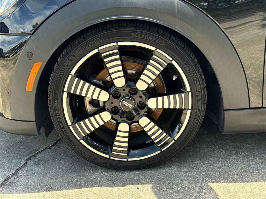 used 2023 MINI Hardtop car, priced at $23,444