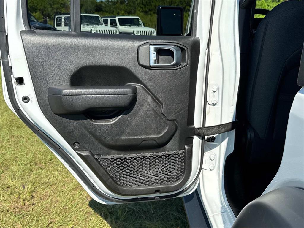 used 2024 Jeep Wrangler car, priced at $35,444