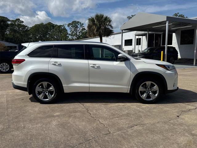 used 2019 Toyota Highlander car, priced at $27,303