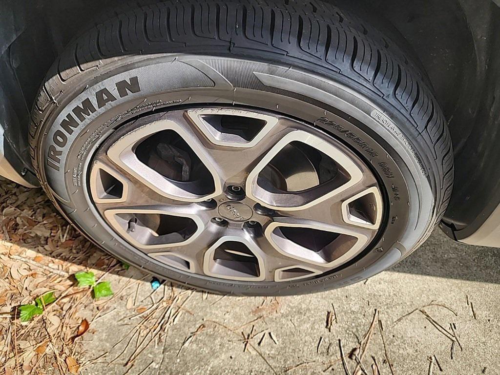 used 2018 Jeep Renegade car, priced at $15,744