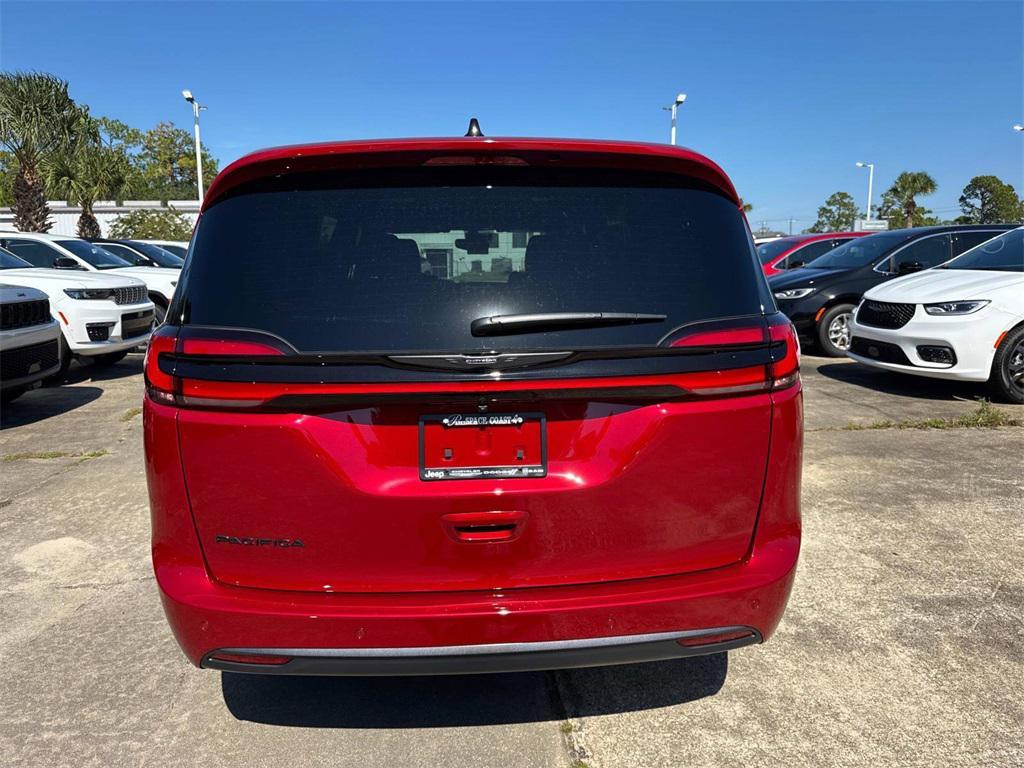 new 2026 Chrysler Pacifica car, priced at $47,785