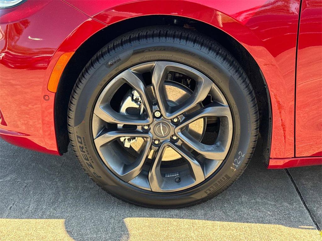 new 2026 Chrysler Pacifica car, priced at $47,785