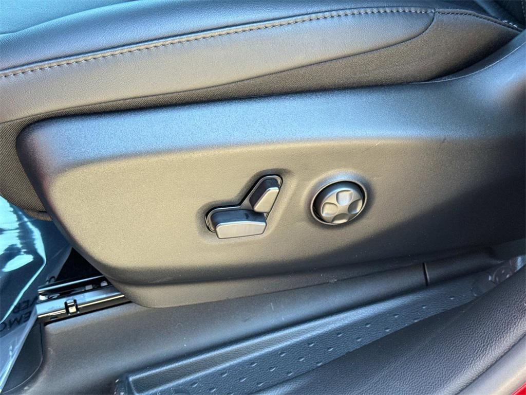 new 2026 Chrysler Pacifica car, priced at $47,785