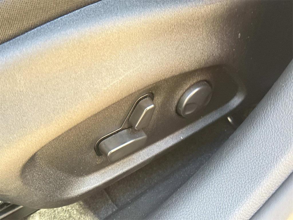 used 2023 Jeep Renegade car, priced at $20,444