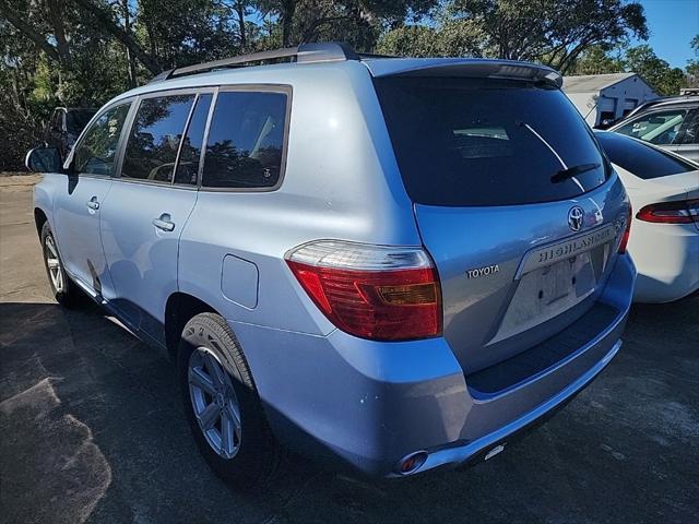 used 2008 Toyota Highlander car, priced at $8,999