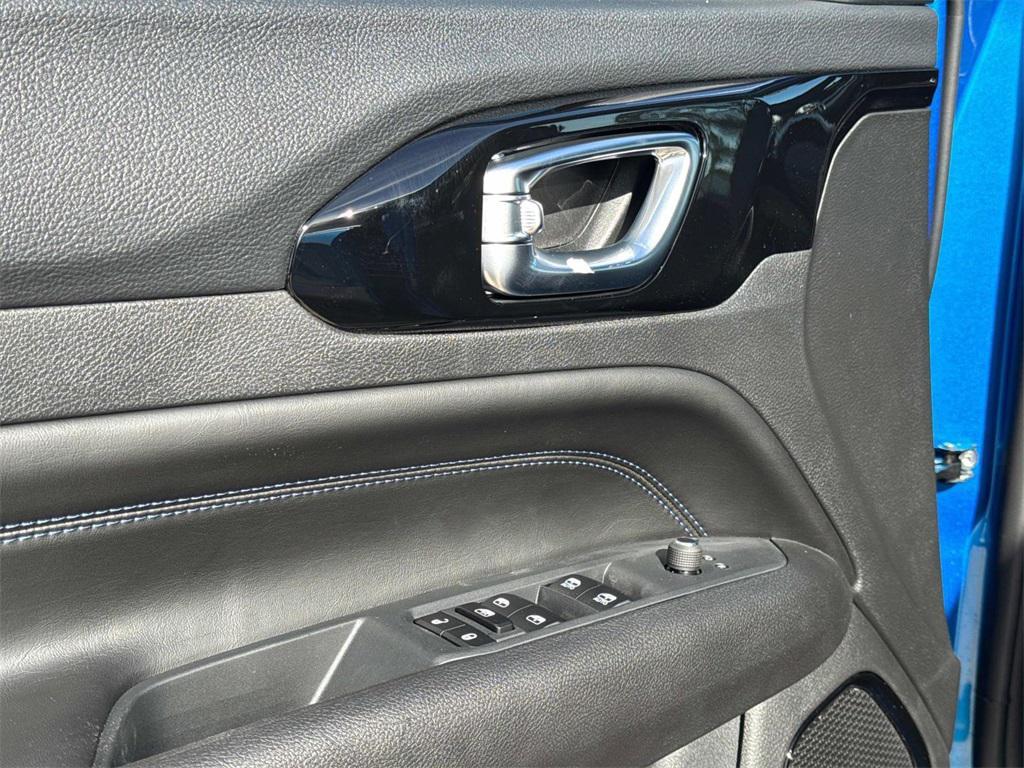 new 2026 Jeep Compass car, priced at $33,805