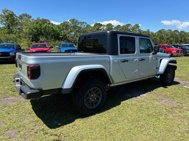 new 2024 Jeep Gladiator car, priced at $53,235