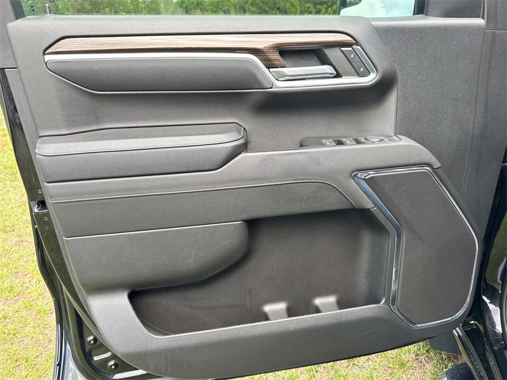 used 2023 Chevrolet Silverado 1500 car, priced at $46,911