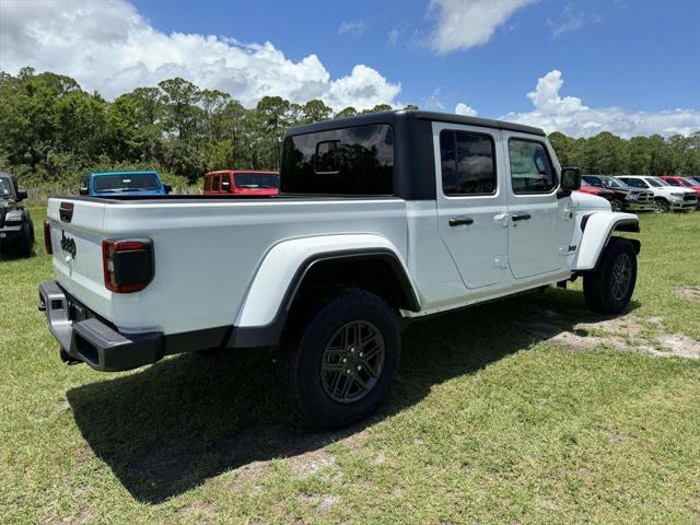 new 2024 Jeep Gladiator car, priced at $54,890