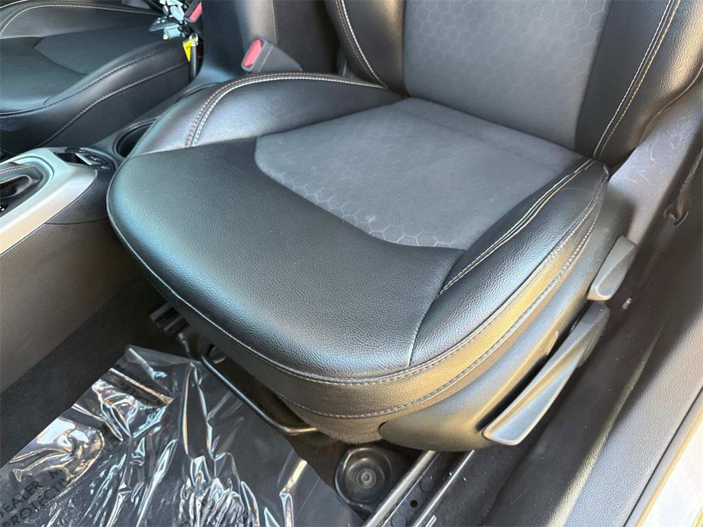 used 2019 Jeep Compass car, priced at $15,333